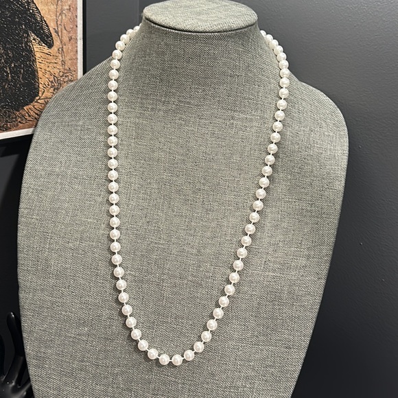 Vintage Faux Pearls ~ Three Single Necklaces Layered - Picture 2 of 4